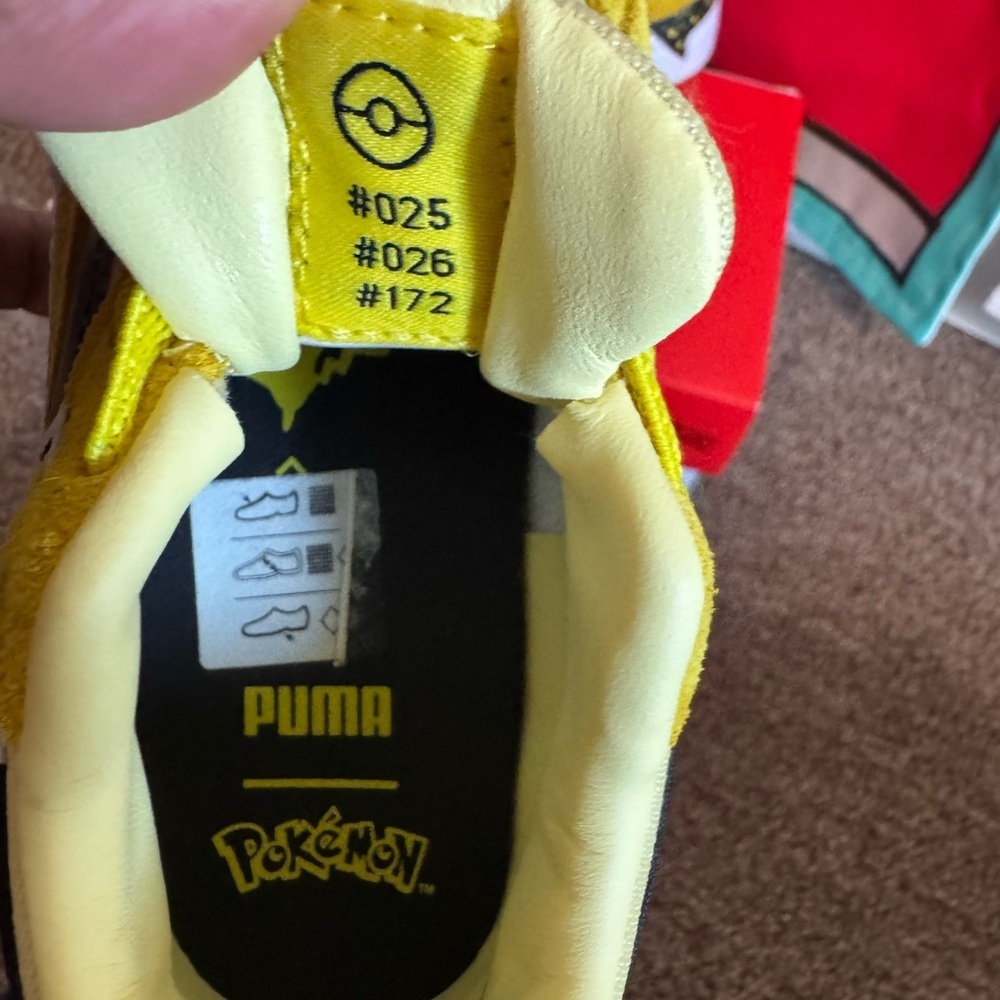 PUMA x POKEMON Sneakers Pikachu Kids Size 9C Shoes Collaboration Unisex 2022 - Picture 7 of 9